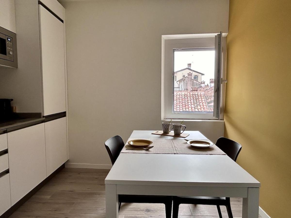 Casa Edera&Ulivo - Pavia City - By Host4U Apartment Exterior photo